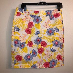 Old Navy Floral And Palm Print Straight Skirt